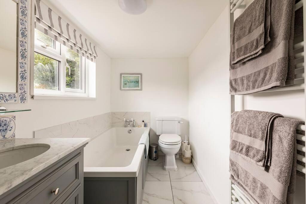 Oak Tree Cottage Uckfield Exterior photo